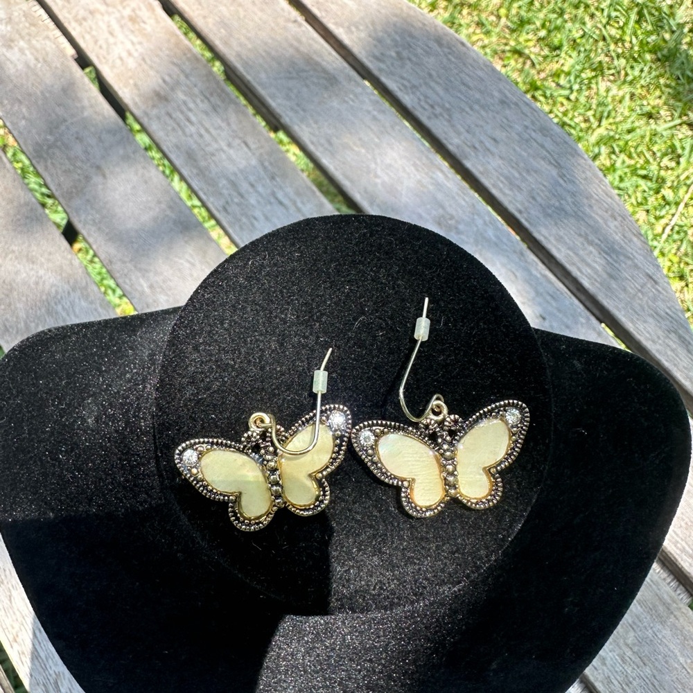 Women’s butterfly earrings,silver tone with CZ